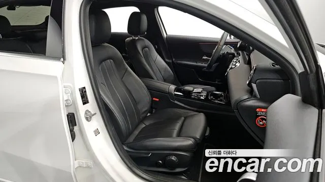 Mercedes-Benz A-Class 2021 — фото 18