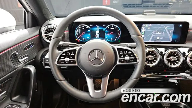 Mercedes-Benz A-Class 2021 — фото 19