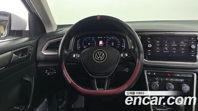 Volkswagen T-Roc 2021 — фото 12