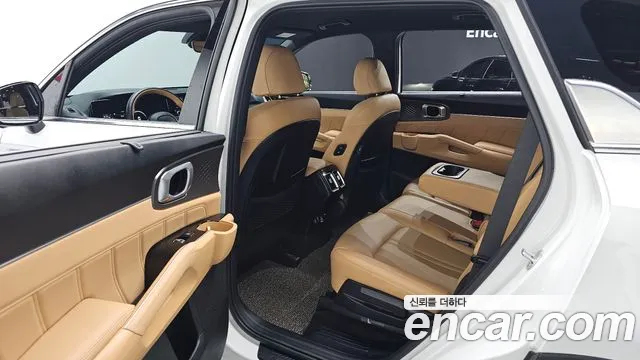 Kia Sorento 2022 — фото 18