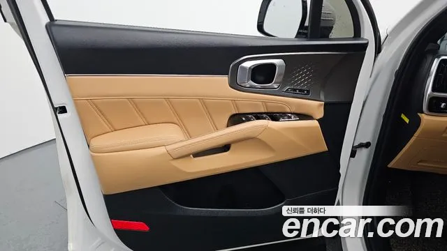 Kia Sorento 2022 — фото 14