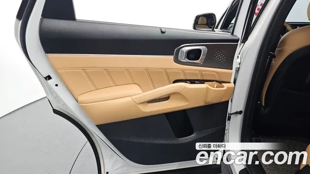 Kia Sorento 2022 — фото 15