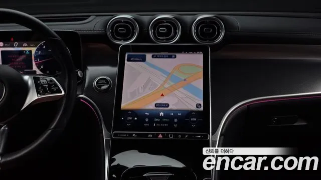Mercedes-Benz GLC-Class 2025 — фото 18