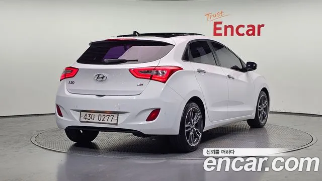 Hyundai i30 2016 — фото 2