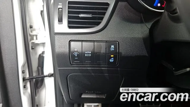 Hyundai i30 2016 — фото 17