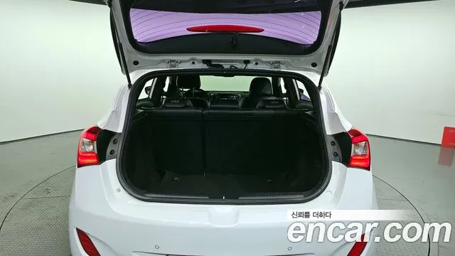 Hyundai i30 2016 — фото 20