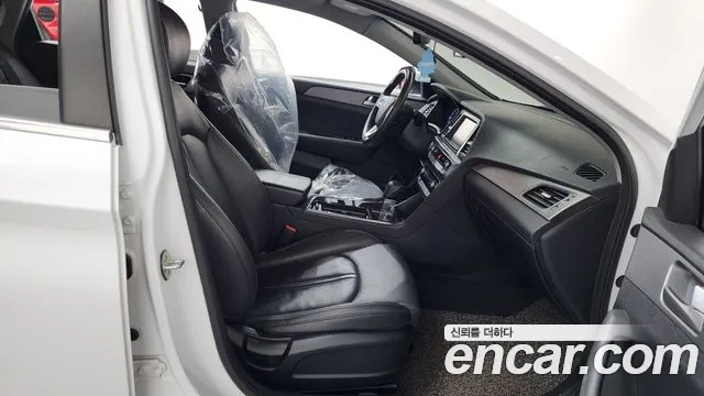 Hyundai Sonata 2019 — фото 16
