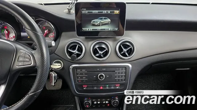 Mercedes-Benz CLA-Class 2015 — фото 14