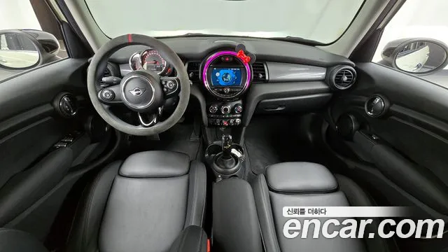 Mini Cooper 2020 — фото 10