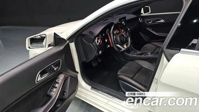 Mercedes-Benz CLA-Class 2018 — фото 10