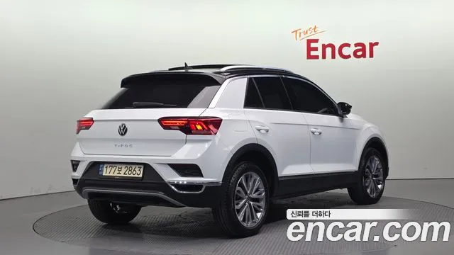 Volkswagen T-Roc 2022 — фото 2