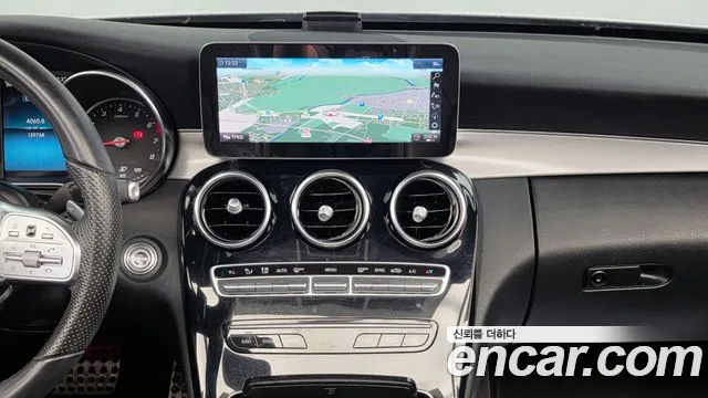 Mercedes-Benz C-Class 2019 — фото 20