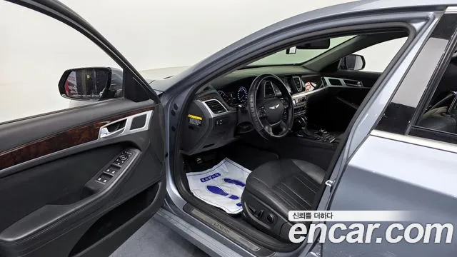 Hyundai Genesis 2015 — фото 10