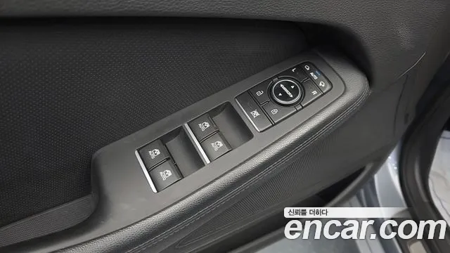 Hyundai Genesis 2015 — фото 17