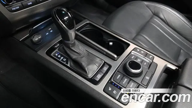 Hyundai Genesis 2015 — фото 12