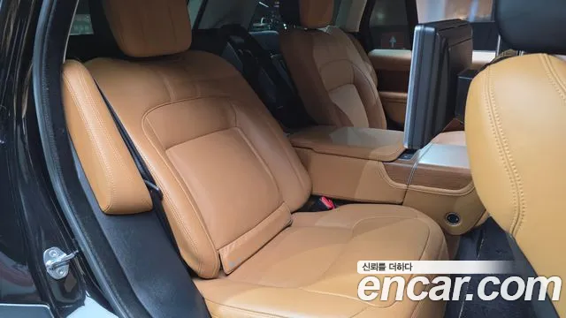 Land Rover Range Rover 2020 — фото 18