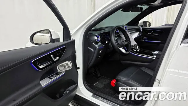 Mercedes-Benz GLC-Class 2025 — фото 13