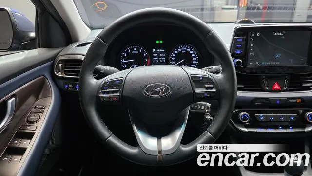 Hyundai i30 2018 — фото 19