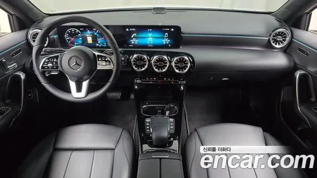 Mercedes-Benz A-Class 2021 — фото 10