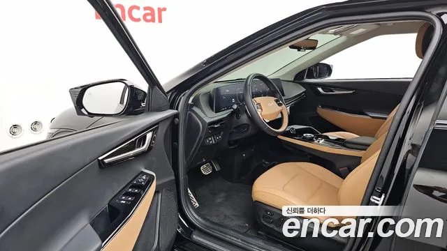 Kia EV6 2023 — фото 12