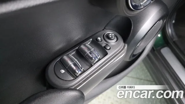 Mini Cooper 2018 — фото 17