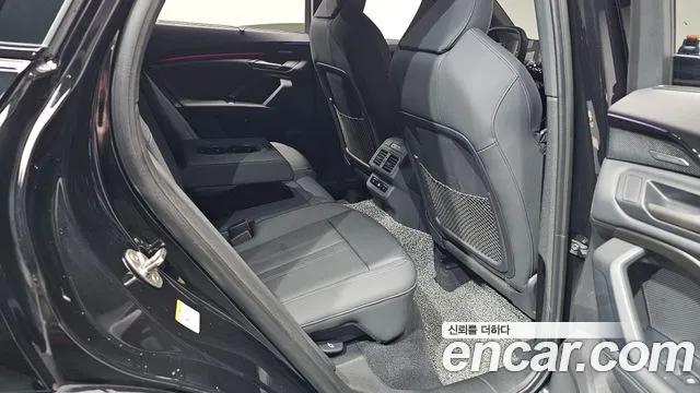 Audi Q5 2025 — фото 17