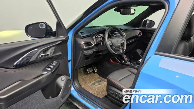 ChevroletGMDaewoo Trailblazer 2023 — фото 10