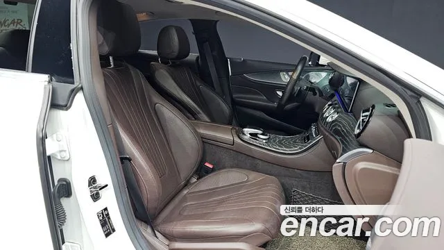 Mercedes-Benz CLS-Class 2019 — фото 17