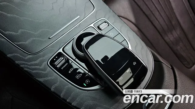Mercedes-Benz CLS-Class 2019 — фото 23