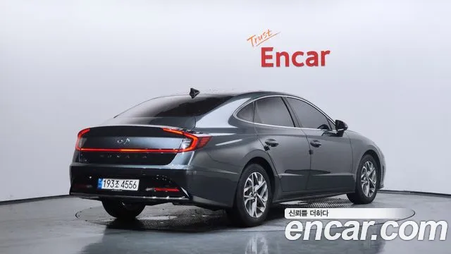 Hyundai Sonata 2022 — фото 2