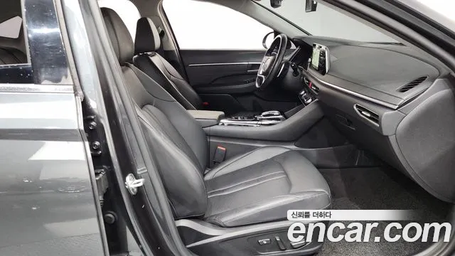 Hyundai Sonata 2022 — фото 16