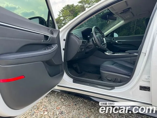 Hyundai Sonata 2023 — фото 9