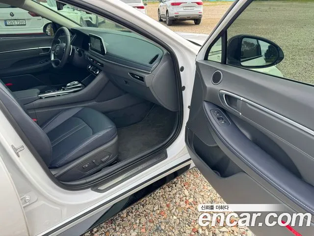 Hyundai Sonata 2023 — фото 10