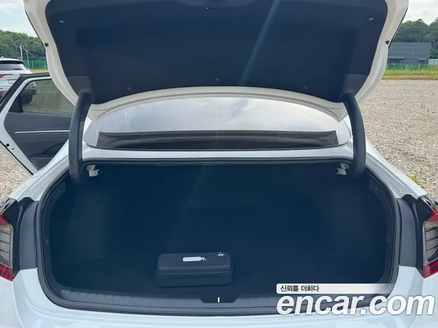 Hyundai Sonata 2023 — фото 17