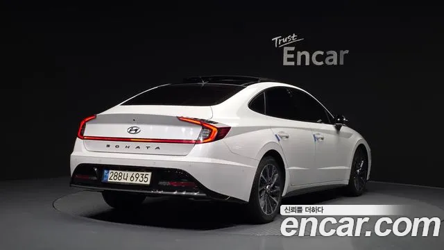 Hyundai Sonata 2022 — фото 2