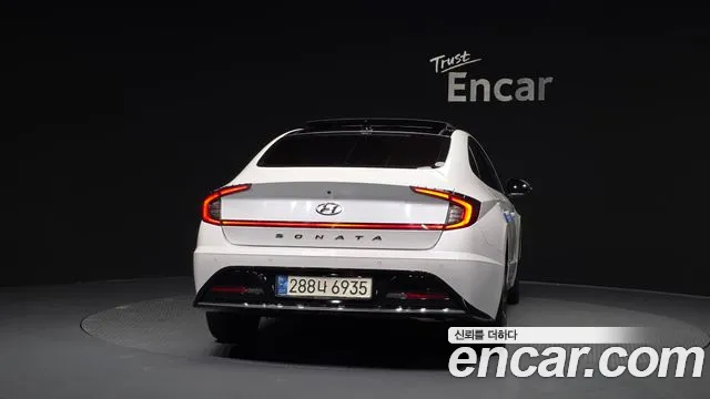 Hyundai Sonata 2022 — фото 4