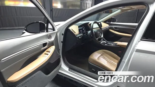 Hyundai Sonata 2022 — фото 10
