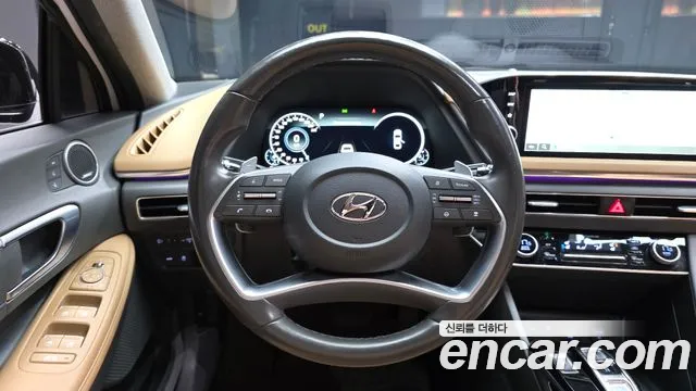 Hyundai Sonata 2022 — фото 13