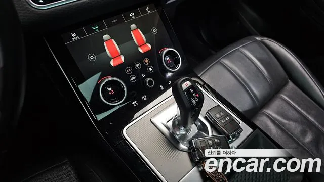 Land Rover Range Rover Evoque 2020 — фото 12