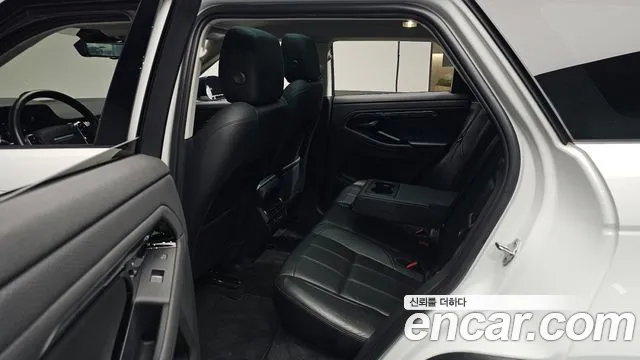 Land Rover Range Rover Evoque 2020 — фото 17