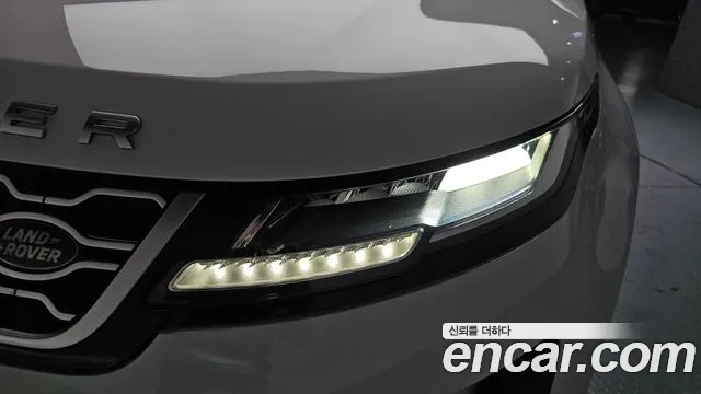 Land Rover Range Rover Evoque 2020 — фото 8