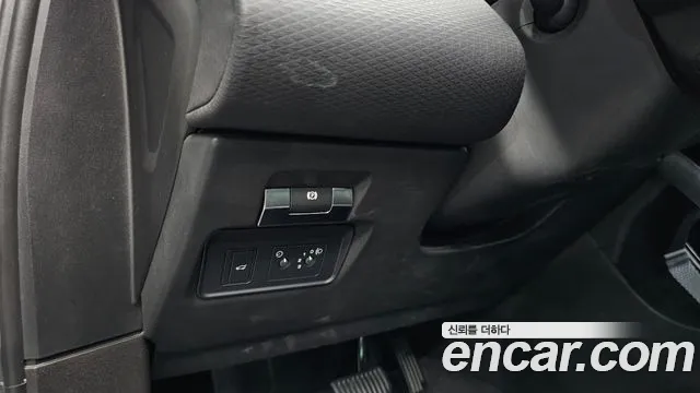 Land Rover Range Rover Evoque 2020 — фото 25