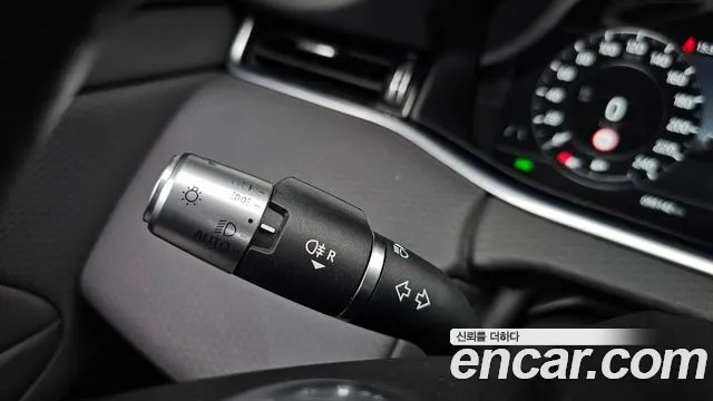 Land Rover Range Rover Evoque 2020 — фото 26