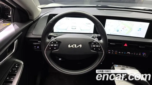 Kia EV6 2024 — фото 19