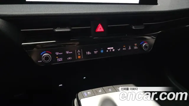 Kia EV6 2024 — фото 30