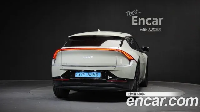 Kia EV6 2022 — фото 4