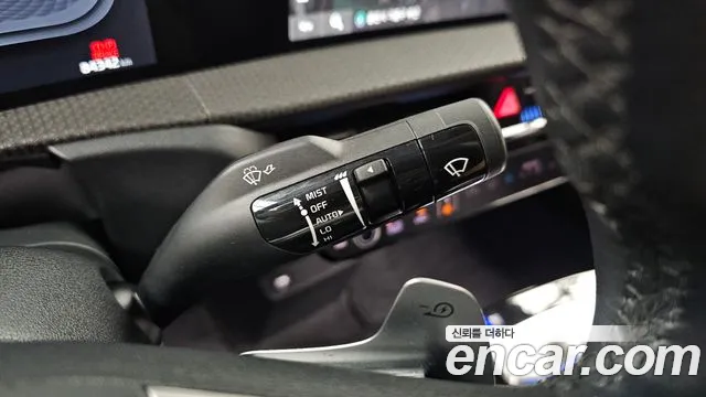 Kia EV6 2022 — фото 27