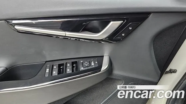 Kia EV6 2022 — фото 30