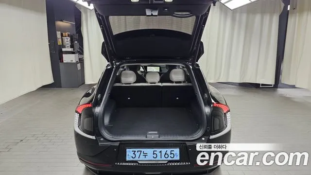 Kia EV6 2022 — фото 26