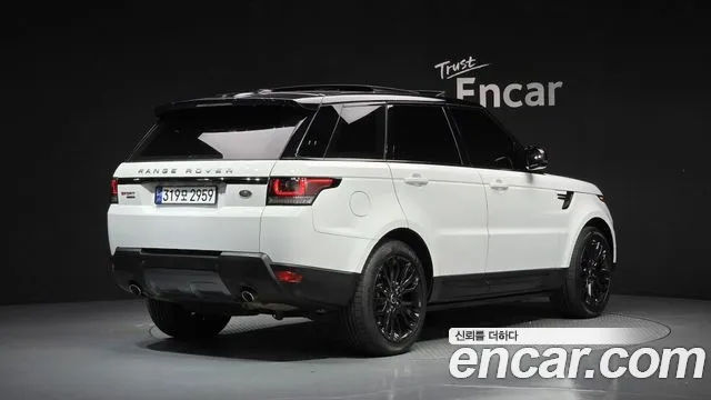 Land Rover Range Rover Sport 2016 — фото 2